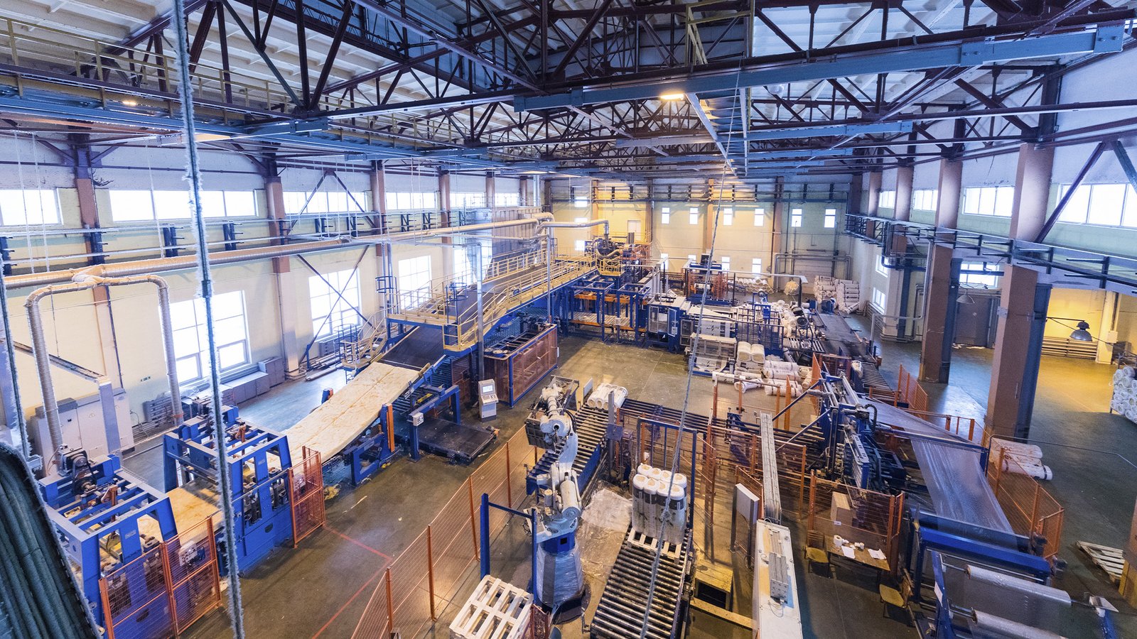 Robô de Limpeza Industrial: Como a Automação Reduz Custos na Operação